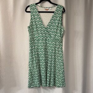 New York & Company Green Diamond Midi Dress